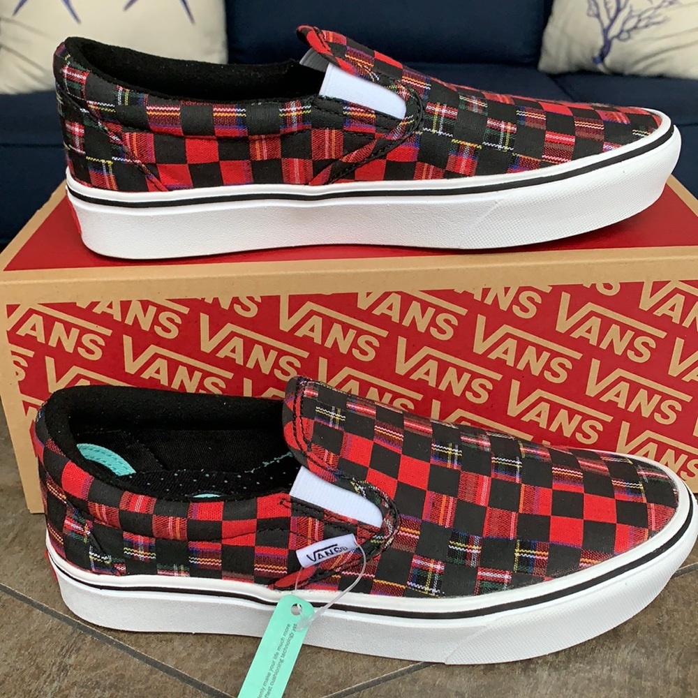 VANS COMFYCUSH SLIP ON PLAID CHECK RED/TRWHT WMNS - Picture 2 of 16